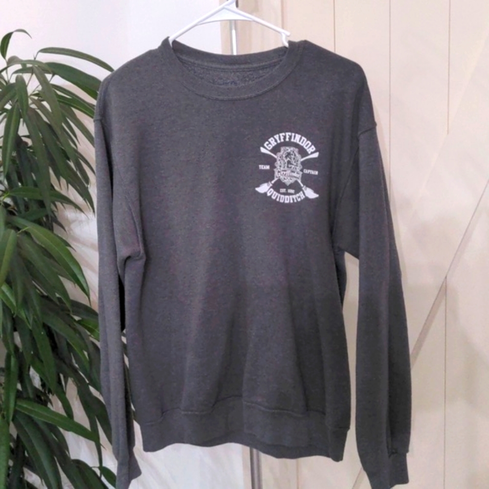 Gryffindor Quidditch grey crewneck sweatshirt